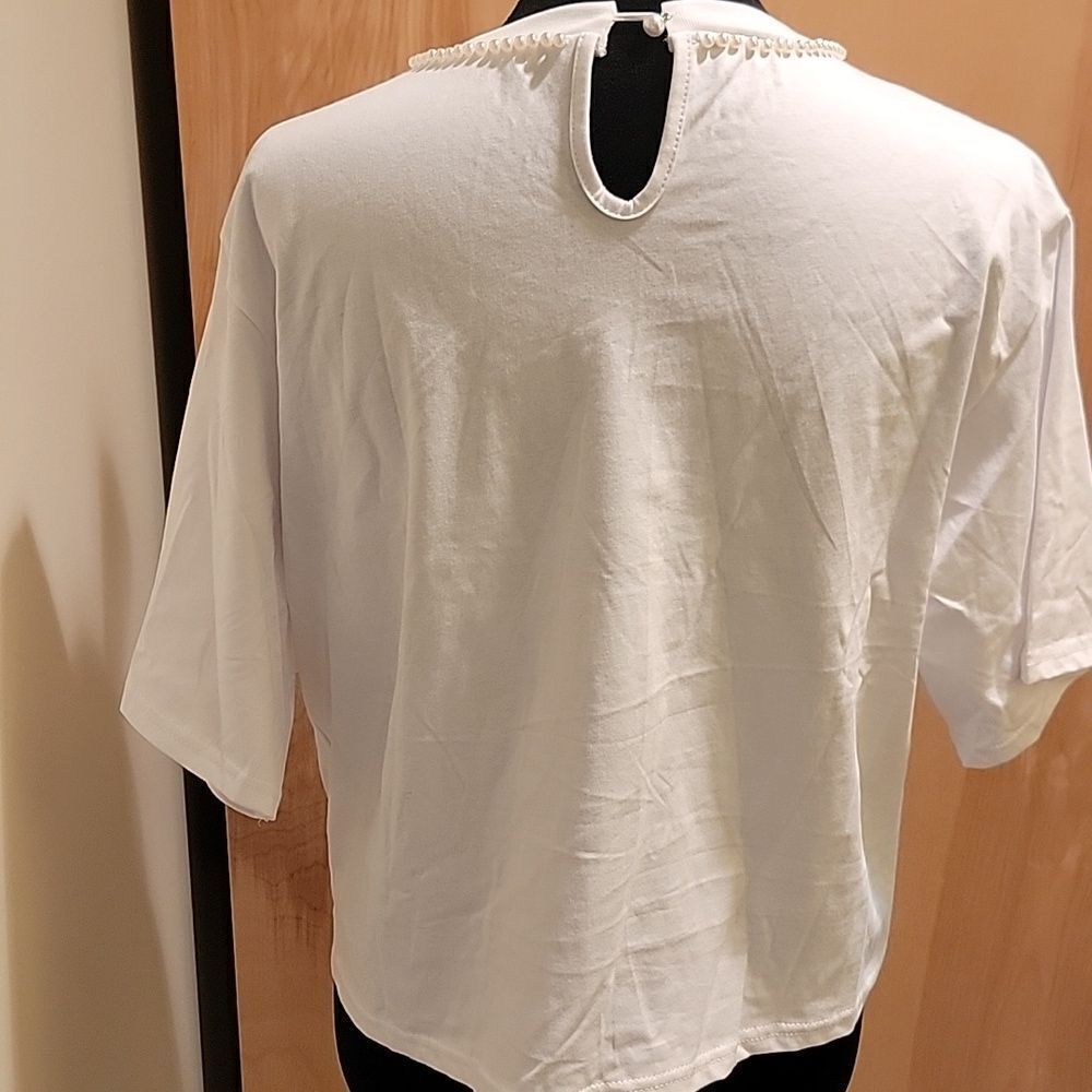 NWOT Muy Muy White Pearl-Embellished Women's Top Sz L - Picture 3 of 9
